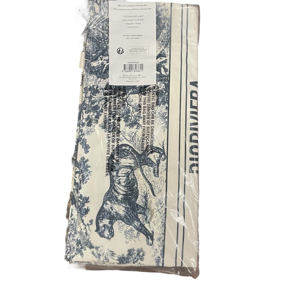 New in Bag Rare Dioriviera VIP Linen Blue & Cream Tote  Tote Bag 16x14.5x5 - Picture 5 of 6